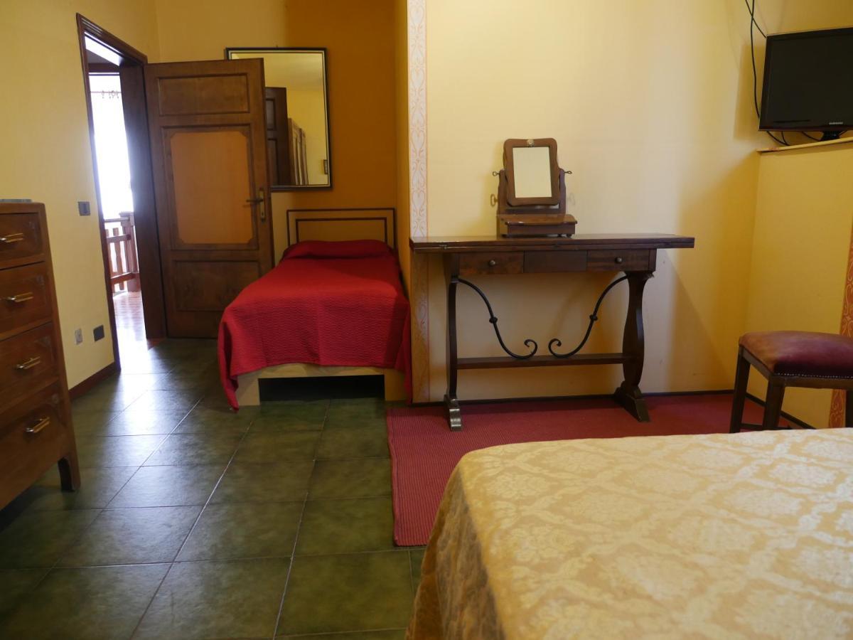 Il Ducato Hotel Кортона Екстериор снимка